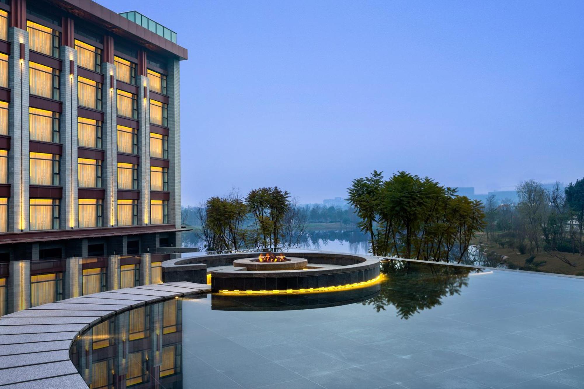 Le Meridien Emei Mountain Resort Gunung Emei Bagian luar foto