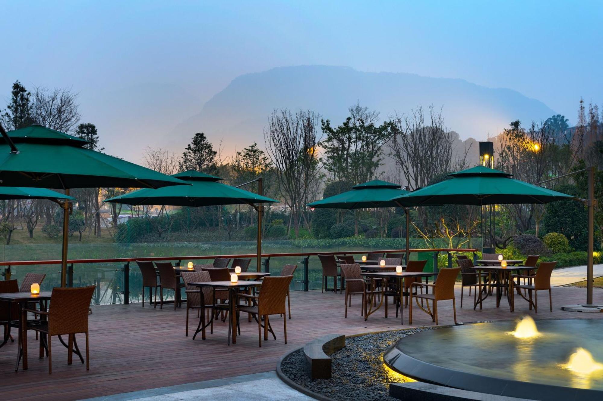Le Meridien Emei Mountain Resort Gunung Emei Bagian luar foto
