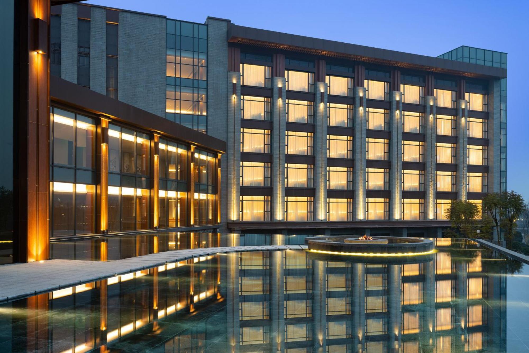 Le Meridien Emei Mountain Resort Gunung Emei Bagian luar foto