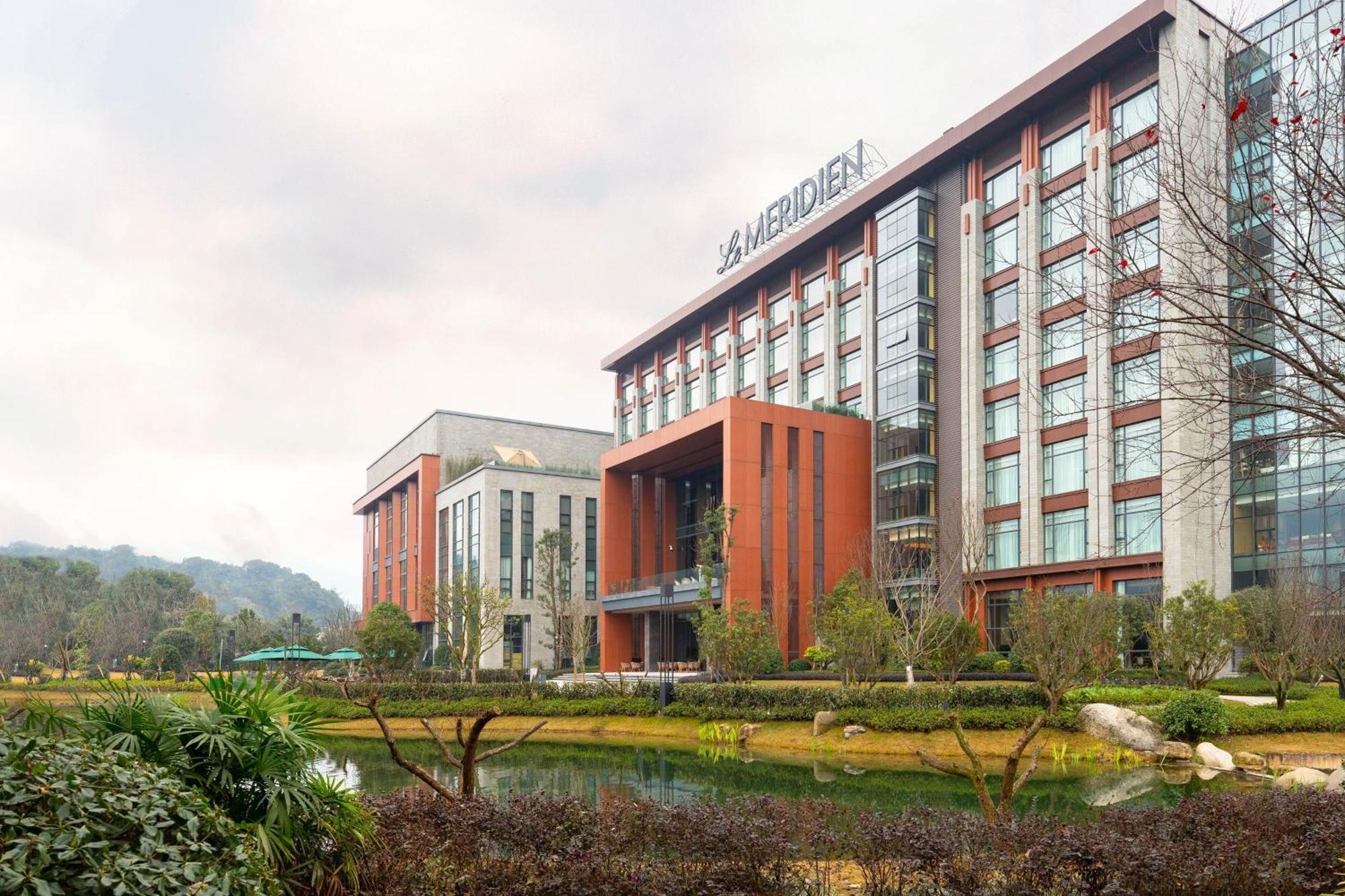 Le Meridien Emei Mountain Resort Gunung Emei Bagian luar foto