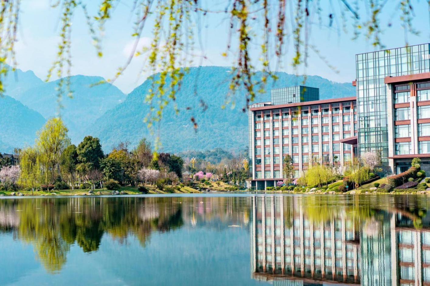 Le Meridien Emei Mountain Resort Gunung Emei Bagian luar foto